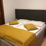Oeko-park Panzio, Es Rendezvenykoezpont Holiday park Szarvasko