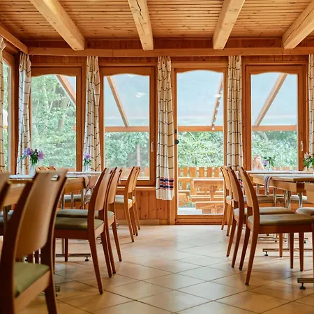 Holiday park Oeko-park Panzio, Es Rendezvenykoezpont Szarvasko