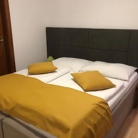 Oeko-park Panzio, Es Rendezvenykoezpont Holiday park Szarvasko