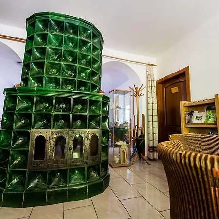 Oeko-park Panzio, Es Rendezvenykoezpont База отдыха