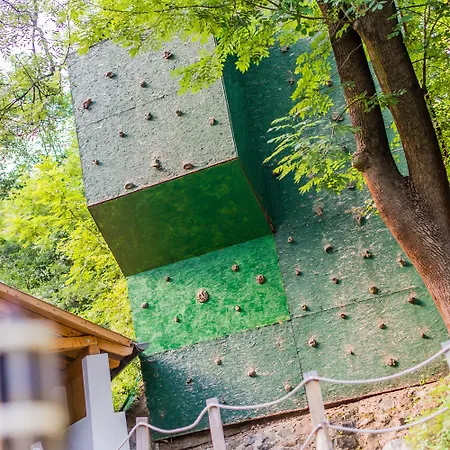 Oeko-park Panzio, Es Rendezvenykoezpont 3*