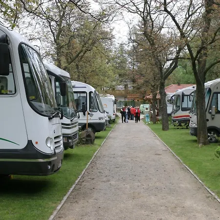 Ferienpark Oeko-park Panzio, Es Rendezvenykoezpont Szarvaskő